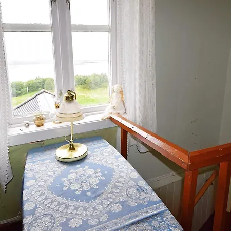 Seaside Charm In Hamaroy-by Traum *