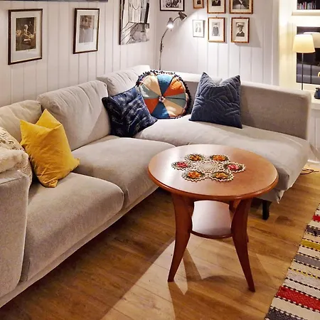 Seaside Charm In Hamaroy-by Traum