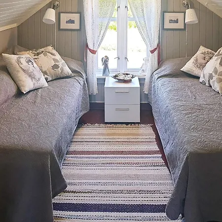 Seaside Charm In Hamaroy-by Traum בית נופש Skutvika