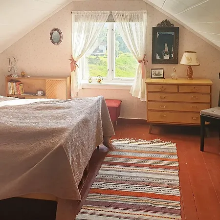 7 Person In Skutvik بيت للعطل