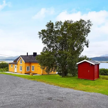 Seaside Charm In Hamaroy-by Traum Сasa de vacaciones *