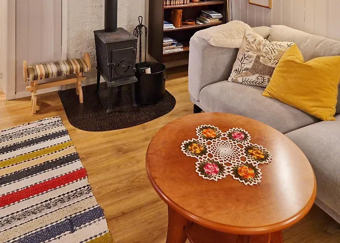 Seaside Charm In Hamaroy-by Traum * Skutvika